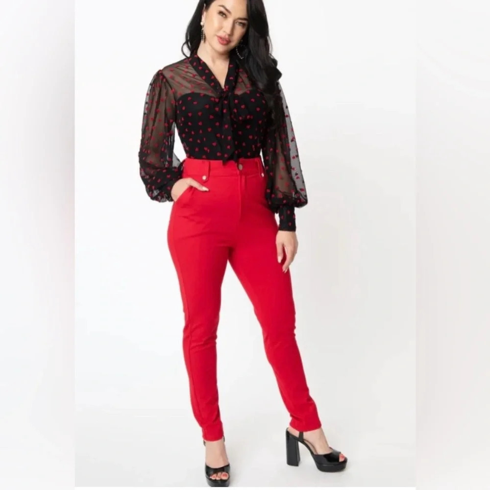 🦋B2G1🦋UNIQUE VINTAGE Red Cigarette Kitty Pants NWT | X-SMALL | - Picture 2 of 12